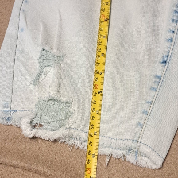 Vince Blue Women's Bermuda Shorts Size 3.. High Waist.. Distressed - Picture 8 of 8
